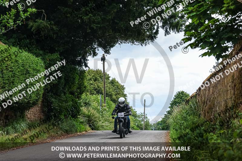 Vintage motorcycle club;eventdigitalimages;no limits trackdays;peter wileman photography;vintage motocycles;vmcc banbury run photographs